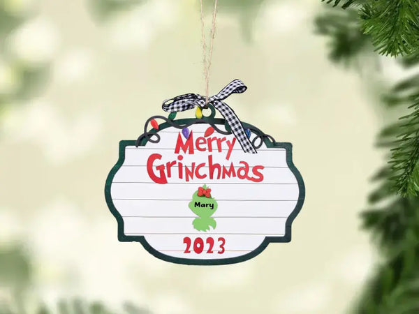 Personalisierter Familien-Weihnachtsschmuck, Grinch-Familienschmuck, Familie von 2-12 Ornamenten mit Haustierhund, Urlaubsandenken, Familie 2023