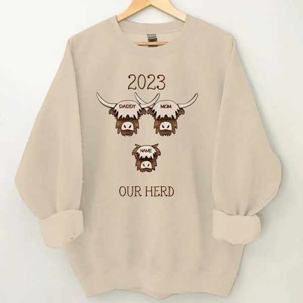 2023 Highland Cow Family Sweatshirt - Farmhouse Christmas Theme, Rustic Personalized Shirt for the Holidays