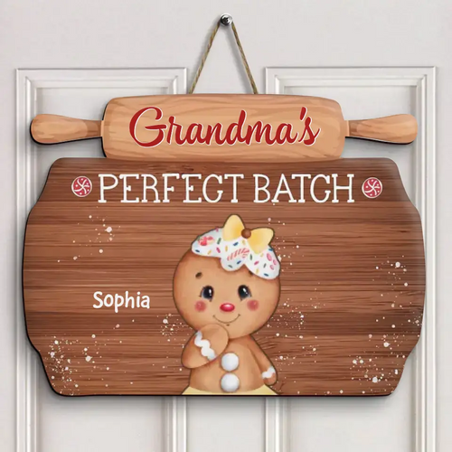 Grandma's Perfect Batch – personalisiertes individuelles Türschild – Weihnachtsgeschenk für Oma, Familienmitglieder