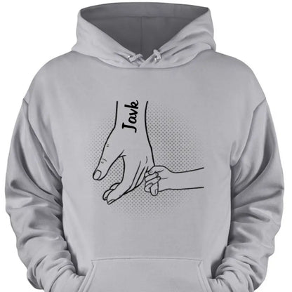 Hand in Hand werde ich euch alle immer beschützen – personalisierte, individuelle Unisex-Familienkleidung – Vatertagsgeschenke für Papa, Opa